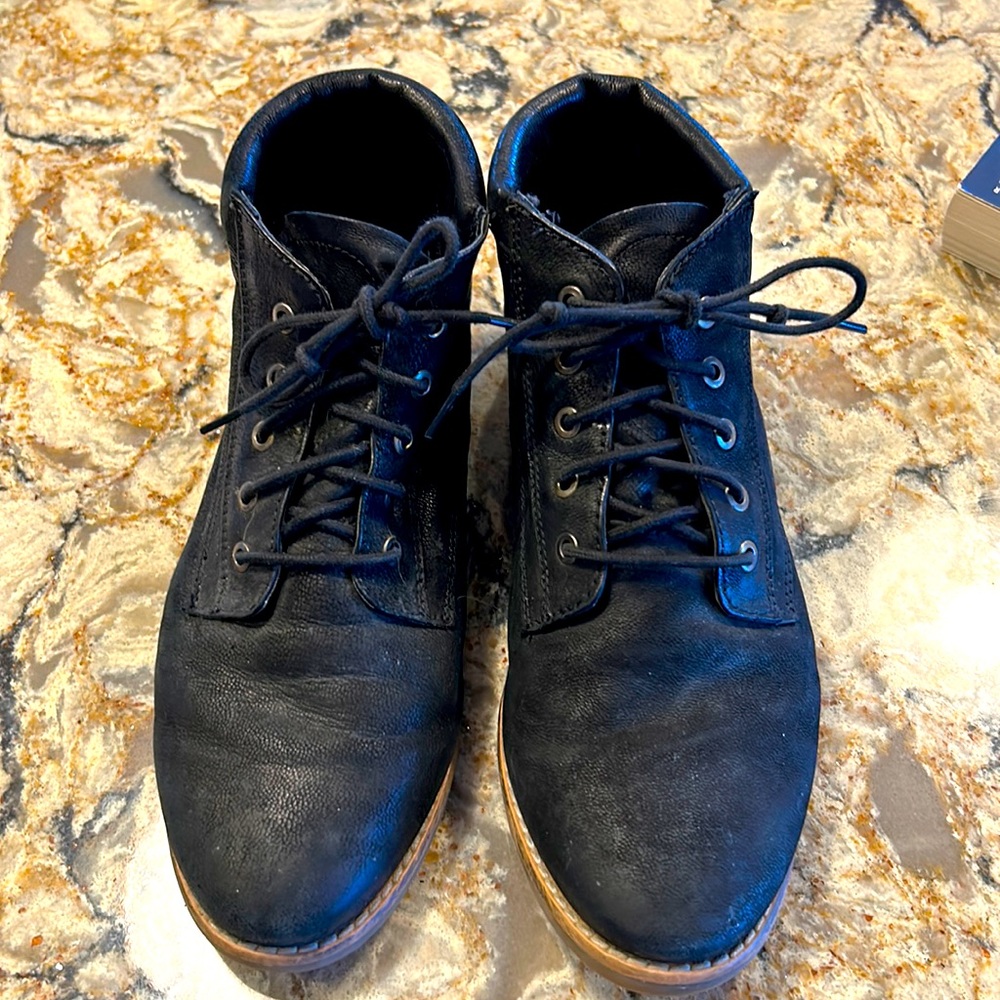 Womens Diba Leather Lace Up Booties size 9.5